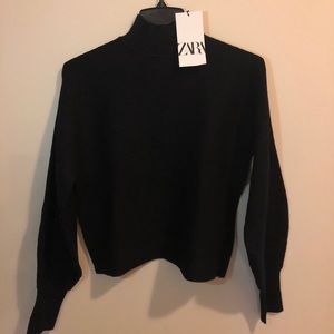 Zara - black cropped turtleneck sweater